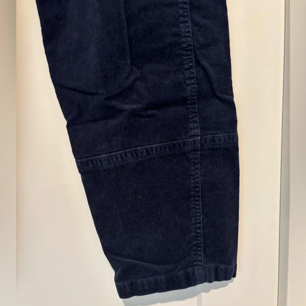 Everlane - The Utility Barrel Pant - Navy Corduroy - Size 6 - Picture 5 of 15